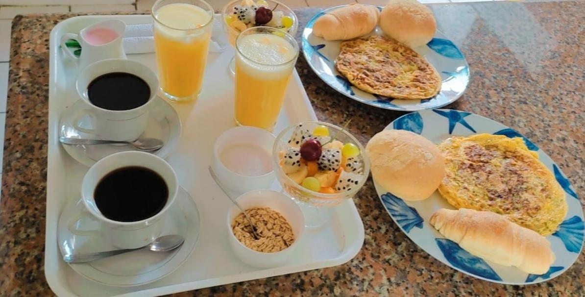 Hostal Monte Libano Puerto Lopez Ngoại thất bức ảnh