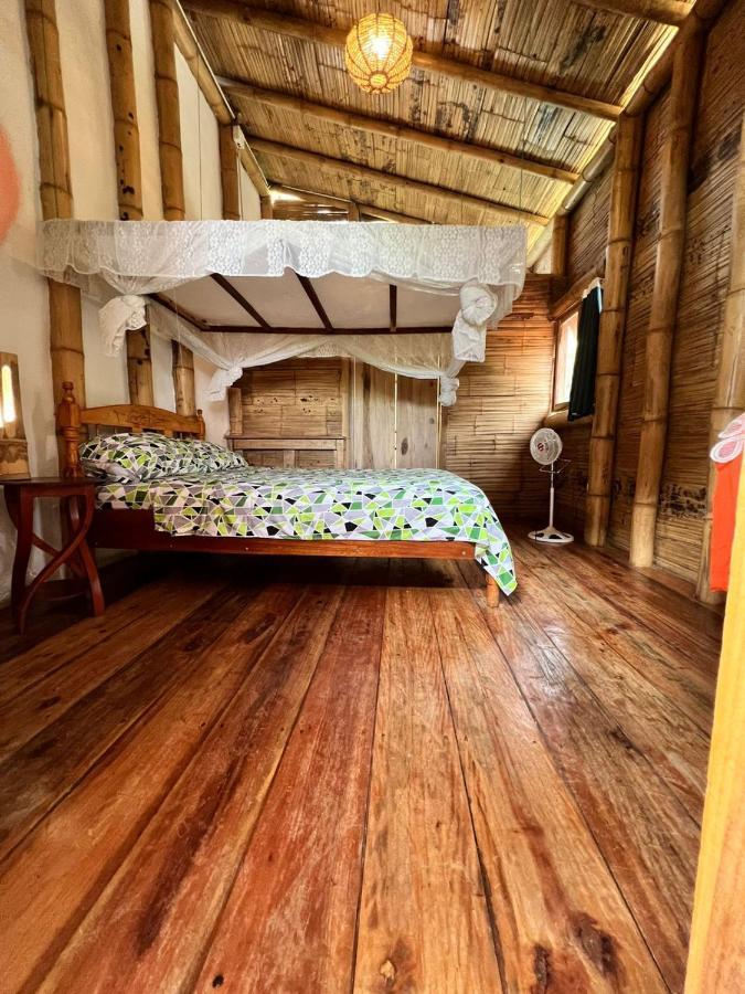 Hostal Monte Libano Puerto Lopez Phòng bức ảnh
