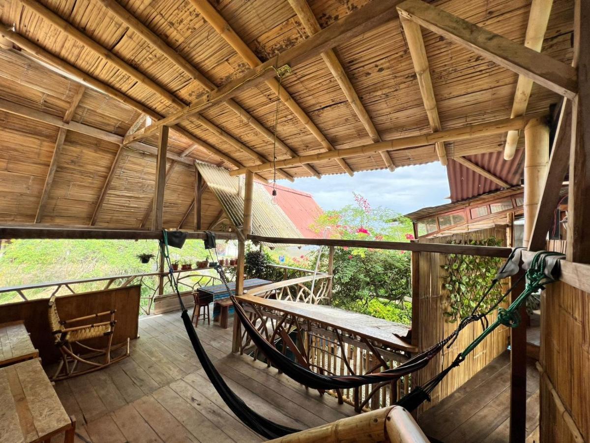 Hostal Monte Libano Puerto Lopez Ngoại thất bức ảnh