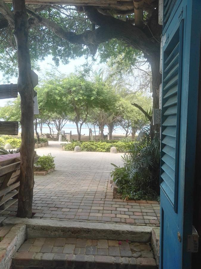 Hostal Monte Libano Puerto Lopez Ngoại thất bức ảnh